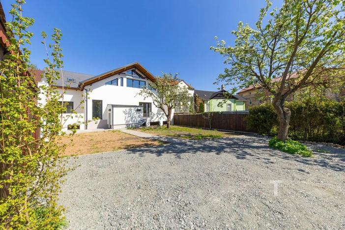 Prodej atypického bytu, Letovice, 154 m2