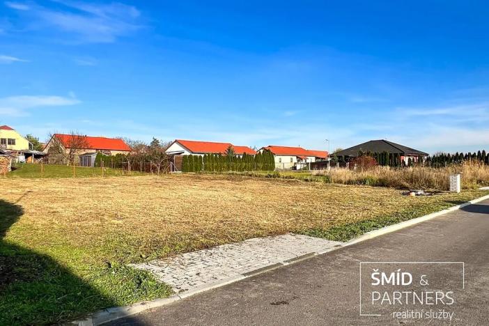 Prodej pozemku pro bydlení, Krakovany, 752 m2