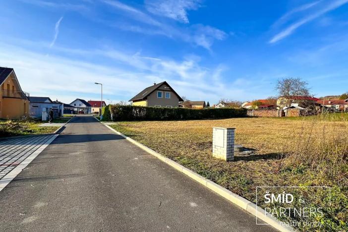 Prodej pozemku pro bydlení, Krakovany, 752 m2