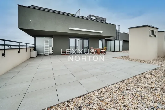 Pronájem bytu 1+kk, Praha - Strašnice, Zvěřinova, 39 m2