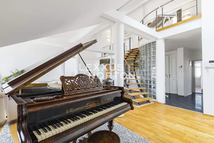 Pronájem atypického bytu, Praha - Nové Město, Dřevná, 250 m2