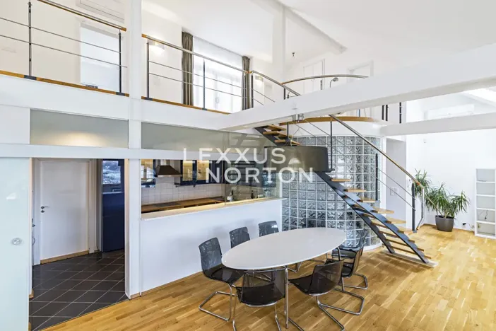 Pronájem atypického bytu, Praha - Nové Město, Dřevná, 250 m2