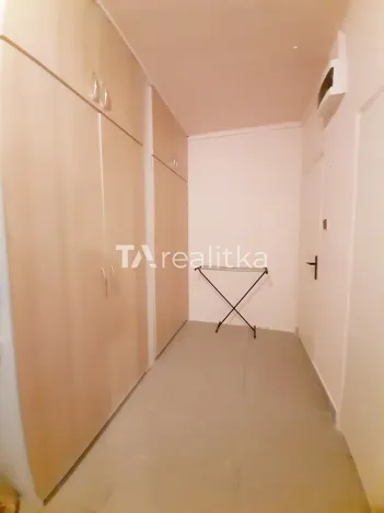 Prodej bytu 1+1, Karviná, Školská, 36 m2