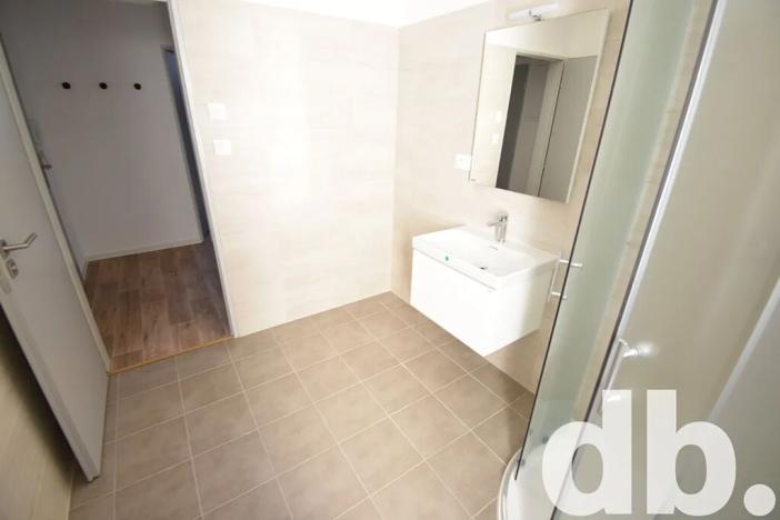 Pronájem bytu 2+kk, Karlovy Vary, Táborská, 50 m2