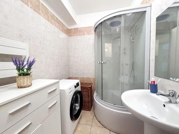 Pronájem bytu 2+kk, Zlín, 50 m2