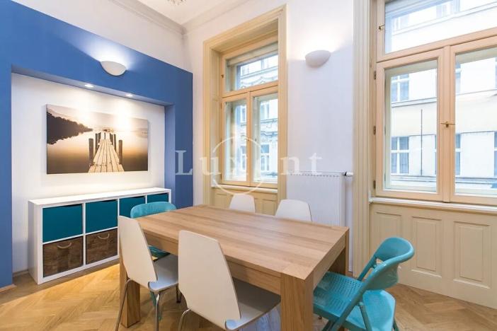 Pronájem bytu 2+kk, Praha - Nové Město, Soukenická, 66 m2