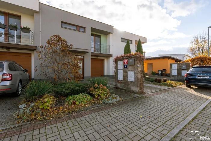 Pronájem rodinného domu, Praha - Vinoř, Lipoltická, 116 m2