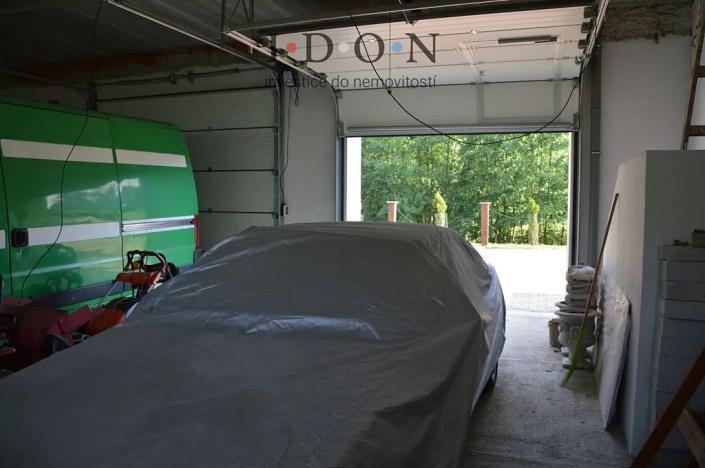 Pronájem garáže, Třinec, 200 m2