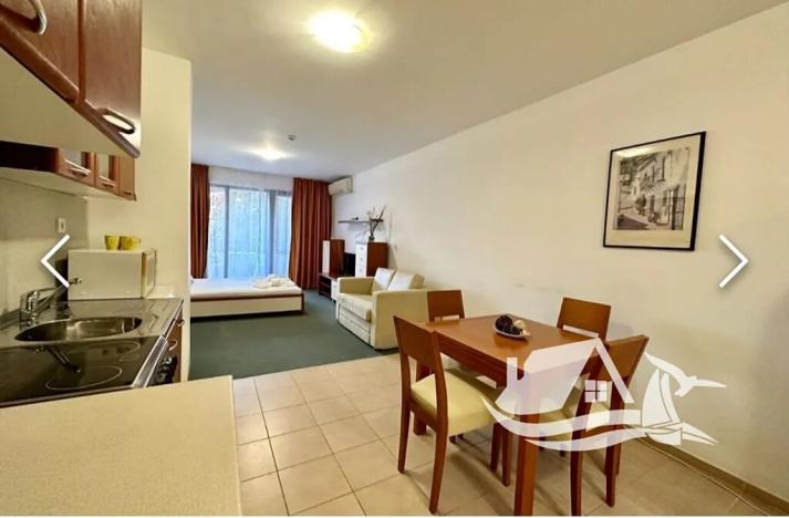 Prodej bytu 2+kk, Pomorie, Bulharsko, 75 m2