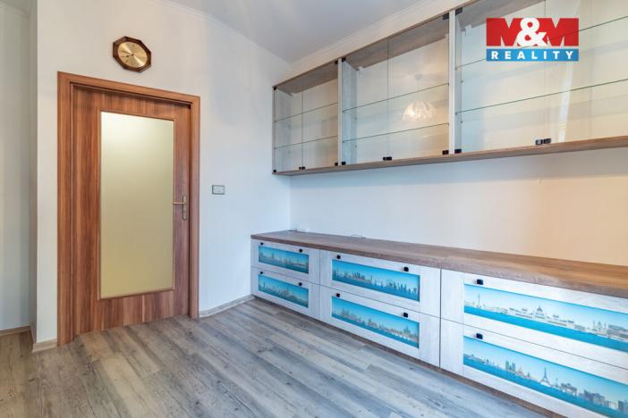 Prodej bytu 3+1, Karlovy Vary, Příčná, 76 m2