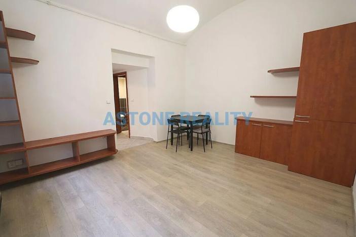 Prodej bytu 1+1, Praha - Smíchov, Tomáškova, 33 m2