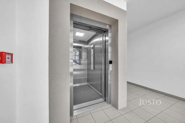 Prodej bytu 2+kk, Praha - Dolní Počernice, U konečné, 61 m2