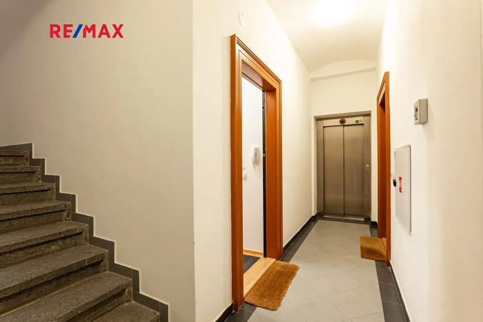 Pronájem bytu 2+kk, Praha - Nové Město, Řeznická, 50 m2