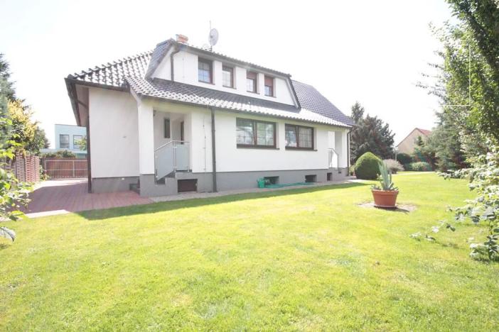 Pronájem rodinného domu, Praha - Suchdol, Havraní, 253 m2