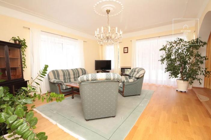 Pronájem rodinného domu, Praha - Suchdol, Havraní, 253 m2