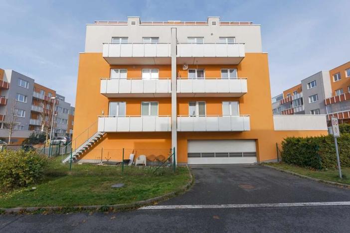 Prodej bytu 2+kk, Praha - Kyje, Farkašova, 48 m2