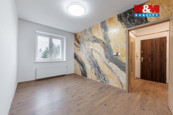 Prodej bytu 2+kk, Karlovy Vary - Stará Role, Závodu míru, 40 m2