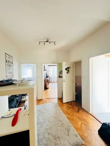 Prodej bytu 3+kk, Praha - Podolí, Podolská, 74 m2