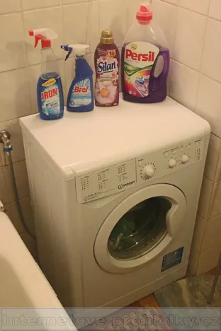 Pronájem pokoje, Praha - Horní Počernice, Běluňská, 12 m2