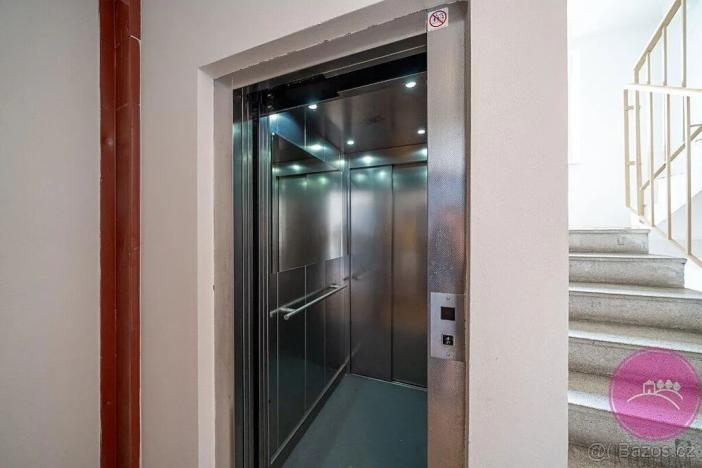 Pronájem bytu 2+1, Šternberk, Jiráskova, 43 m2