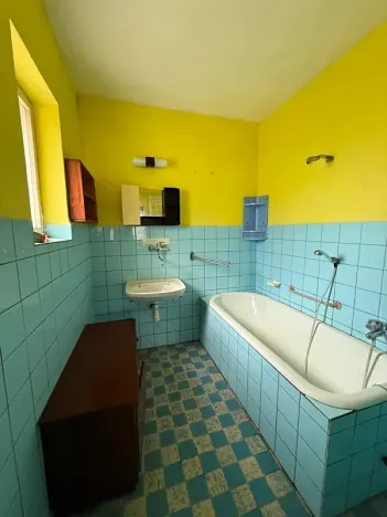 Prodej rodinného domu, Jesenec, 140 m2