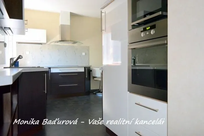 Prodej kanceláře, Fryšták, Souhrady, 788 m2