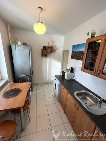 Pronájem bytu 1+1, Praha - Vršovice, U Slavie, 36 m2
