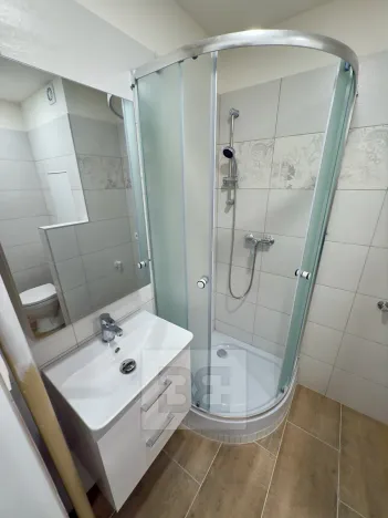 Pronájem bytu 3+kk, Praha - Záběhlice, Hlavní, 57 m2