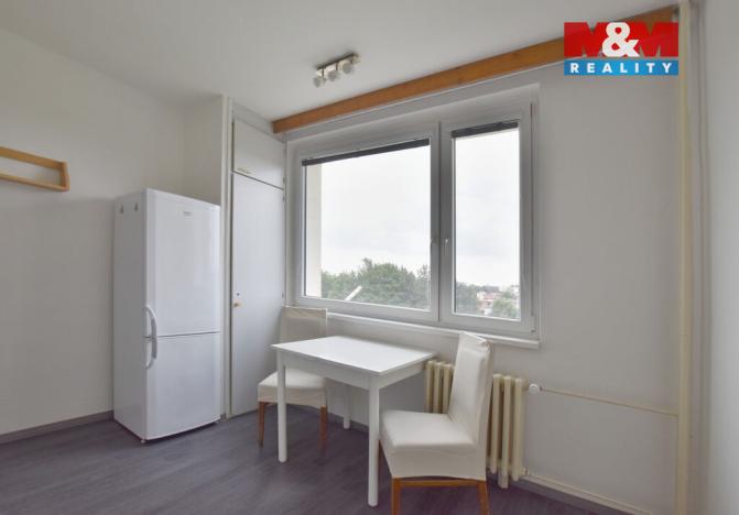 Pronájem bytu 2+kk, Hradec Králové - Třebeš, třída Edvarda Beneše, 41 m2