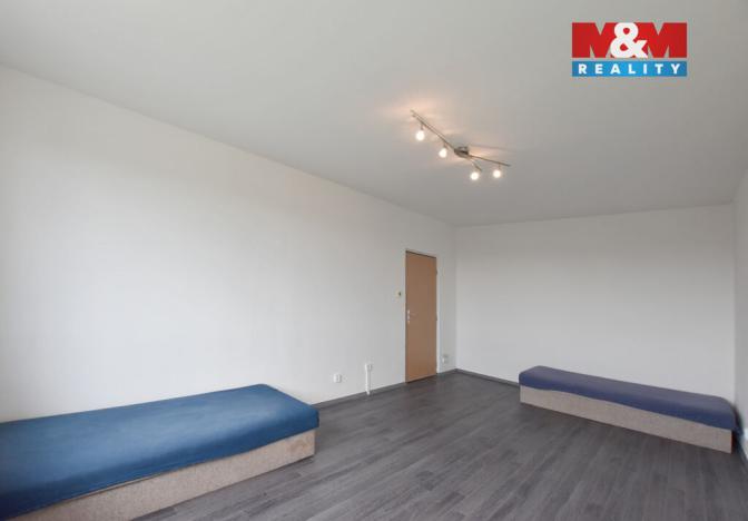 Pronájem bytu 2+kk, Hradec Králové - Třebeš, třída Edvarda Beneše, 41 m2