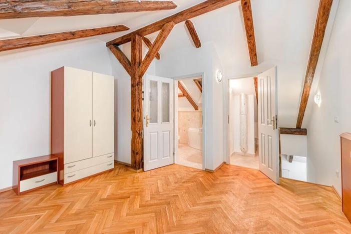 Prodej bytu 2+kk, Praha - Smíchov, Plzeňská, 63 m2