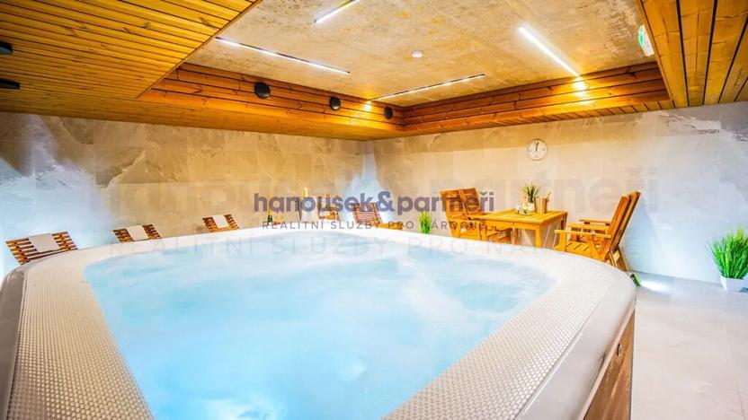 Prodej bytu 1+kk, Vrchlabí, Horská, 45 m2