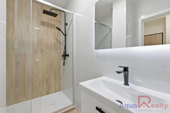 Prodej bytu 2+1, Karlovy Vary, Šmeralova, 51 m2