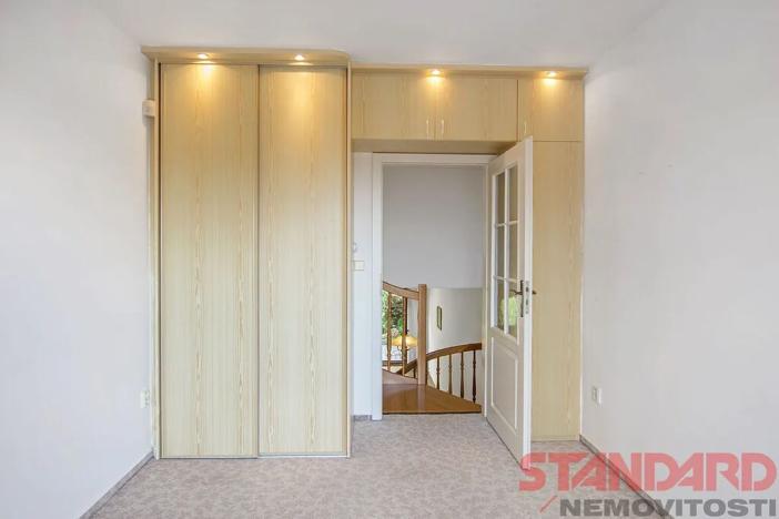 Pronájem rodinného domu, Plzeň, Jeřabinová, 162 m2