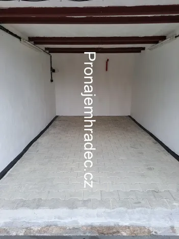 Pronájem garáže, Hradec Králové, Zemědělská, 18 m2