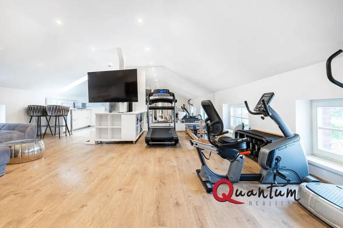 Prodej rodinného domu, Praha - Horní Počernice, Na Myšině, 327 m2