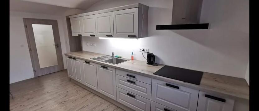 Prodej rodinného domu, Hředle, 398 m2