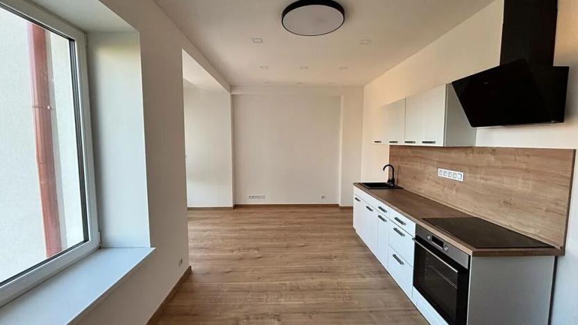 Pronájem bytu 1+kk, Praha - Motol, Podhorská, 27 m2