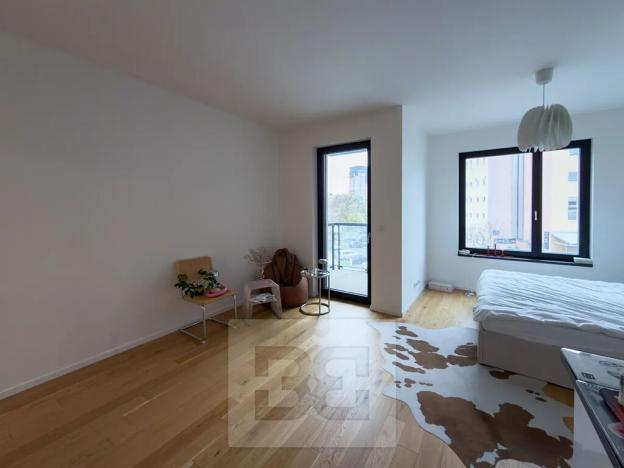 Pronájem bytu 1+kk, Praha - Holešovice, Jankovcova, 42 m2