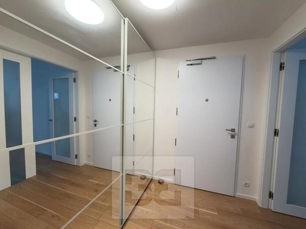 Pronájem bytu 1+kk, Praha - Holešovice, Jankovcova, 42 m2