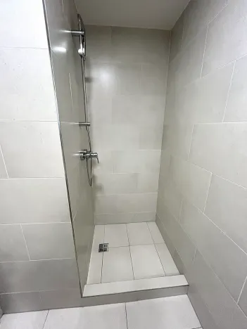 Pronájem bytu 1+kk, Praha - Vysočany, Poděbradská, 28 m2