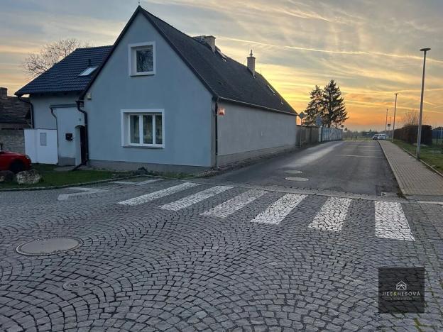 Prodej rodinného domu, Vysoký Újezd, Tyršova náves, 220 m2