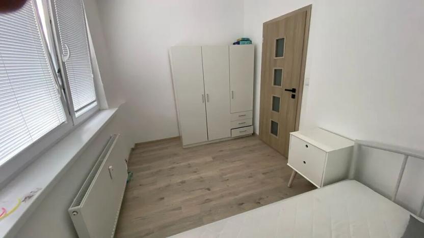 Pronájem bytu 2+kk, Bratislava, Slovensko, Topoľčianska, 38 m2