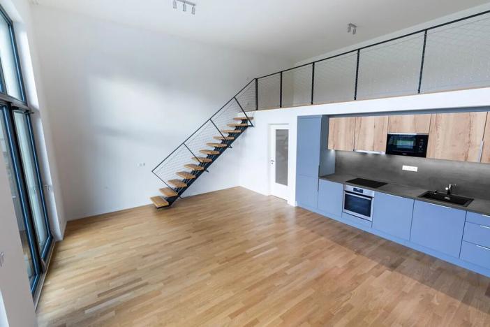 Prodej bytu 1+kk, Praha - Žižkov, Seifertova, 67 m2