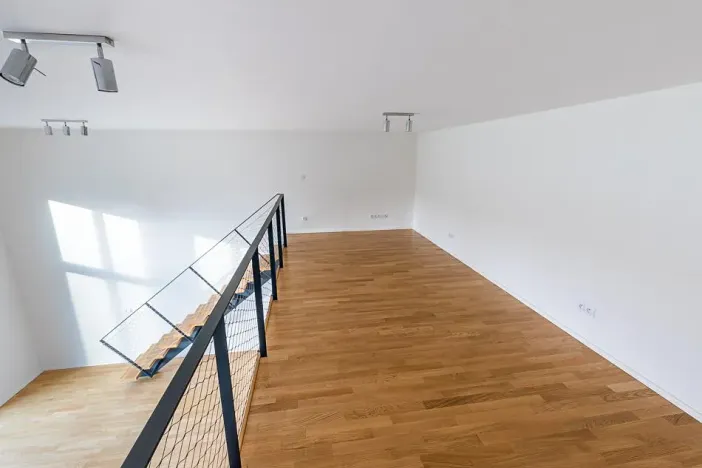 Prodej bytu 1+kk, Praha - Žižkov, Seifertova, 67 m2