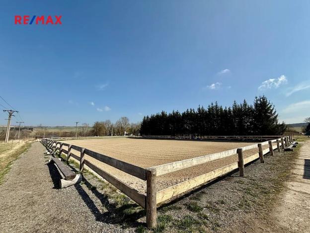 Prodej pozemku, Spálené Poříčí, 166477 m2