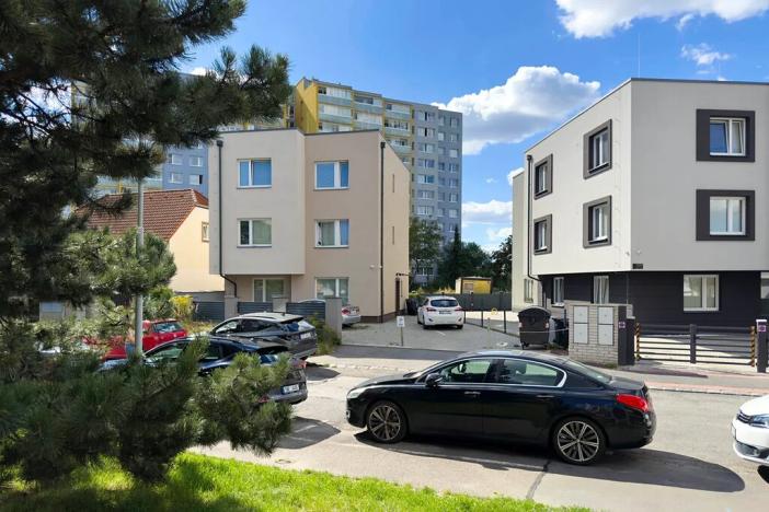 Pronájem bytu 1+kk, Praha - Hloubětín, Kukelská, 20 m2