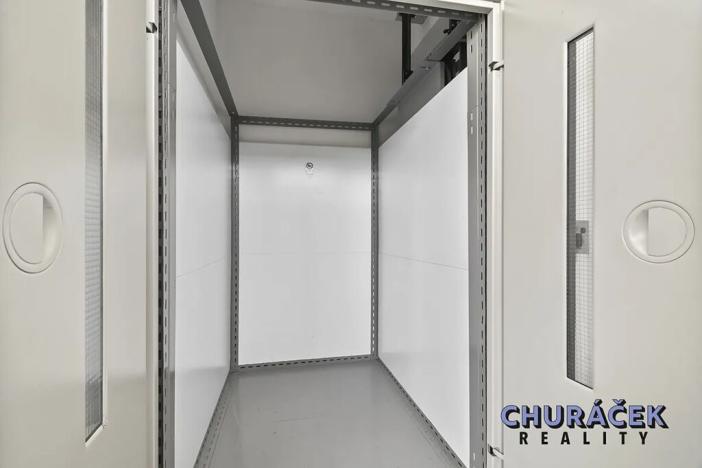 Prodej obchodního prostoru, Čelákovice, Sokolovská, 463 m2