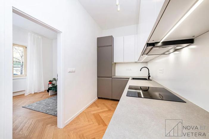 Prodej bytu 4+kk, Praha - Holešovice, Na Maninách, 95 m2