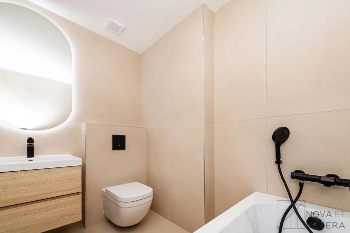 Prodej bytu 4+kk, Praha - Holešovice, Na Maninách, 95 m2